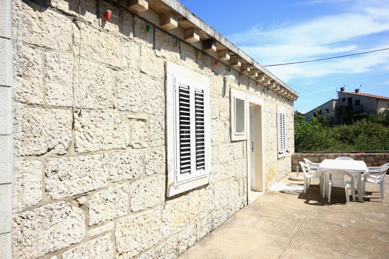 Rooms With A Parking Space Lumbarda, Korcula - 4436 Exterior photo